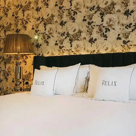 The Felix 10 Bed & Breakfast Lisbon