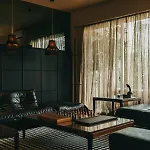 The Felix 10 Bed & Breakfast 4*