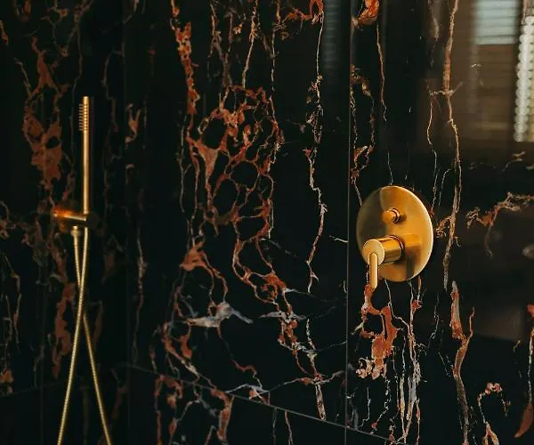 The Felix 10 Couette-café