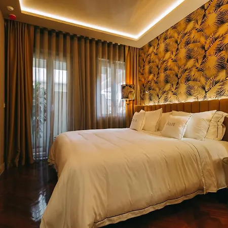 The Felix 10 Bed and Breakfast