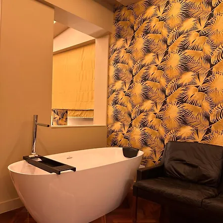 The Felix 10 4* リスボン